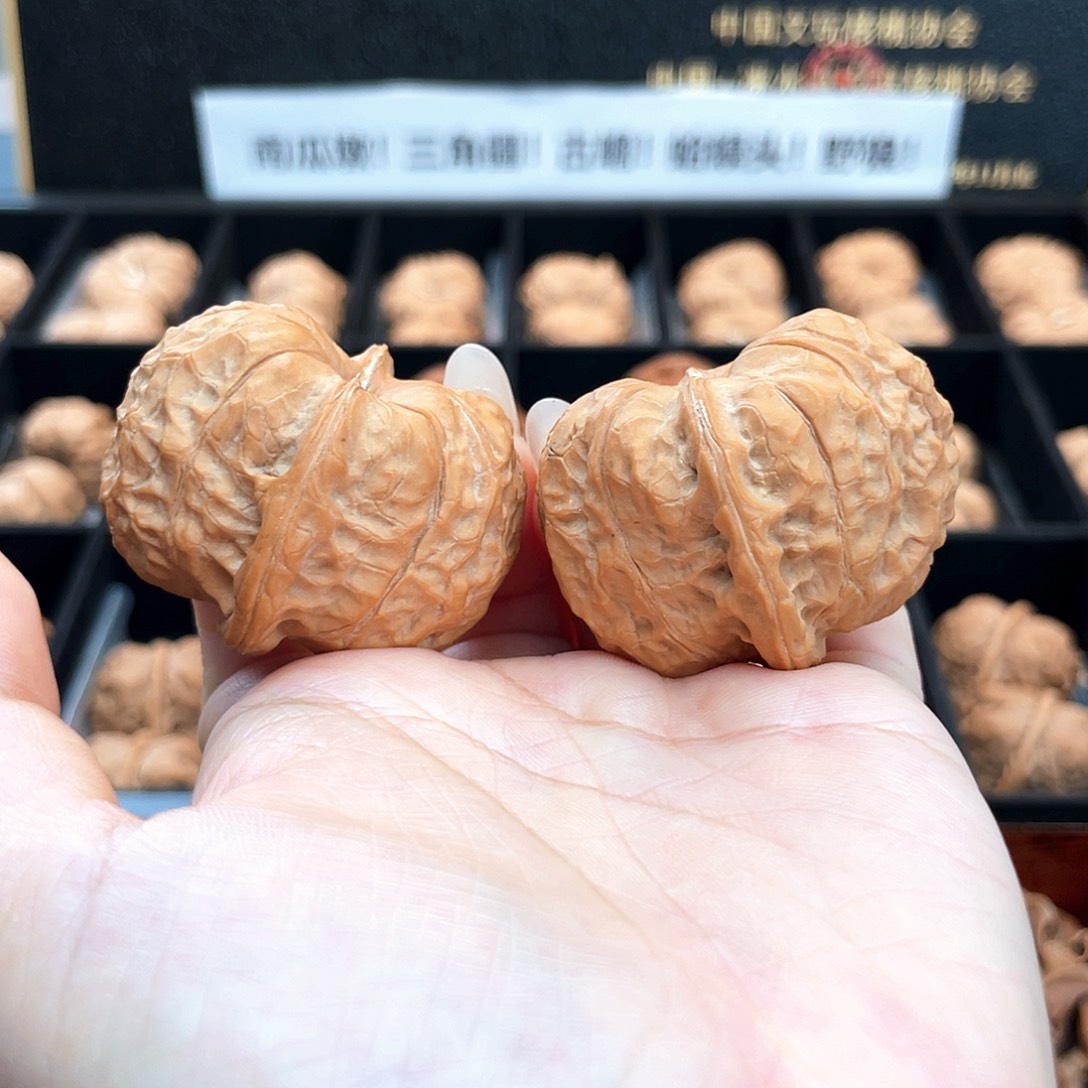 把件文玩核桃40南瓜全品拱桥型深凹底正肩40S3