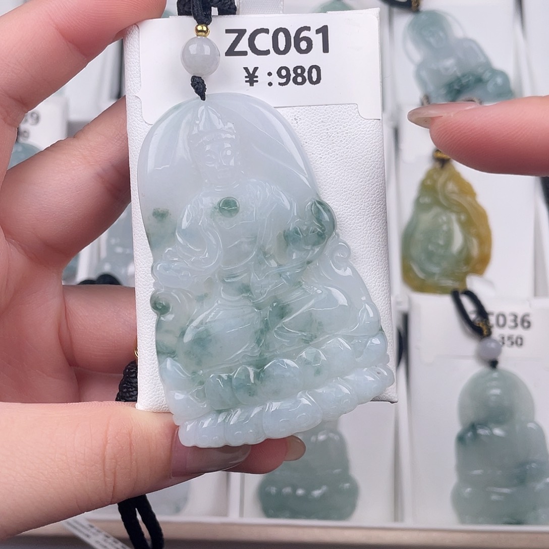 翡翠未镶嵌颈饰zc061