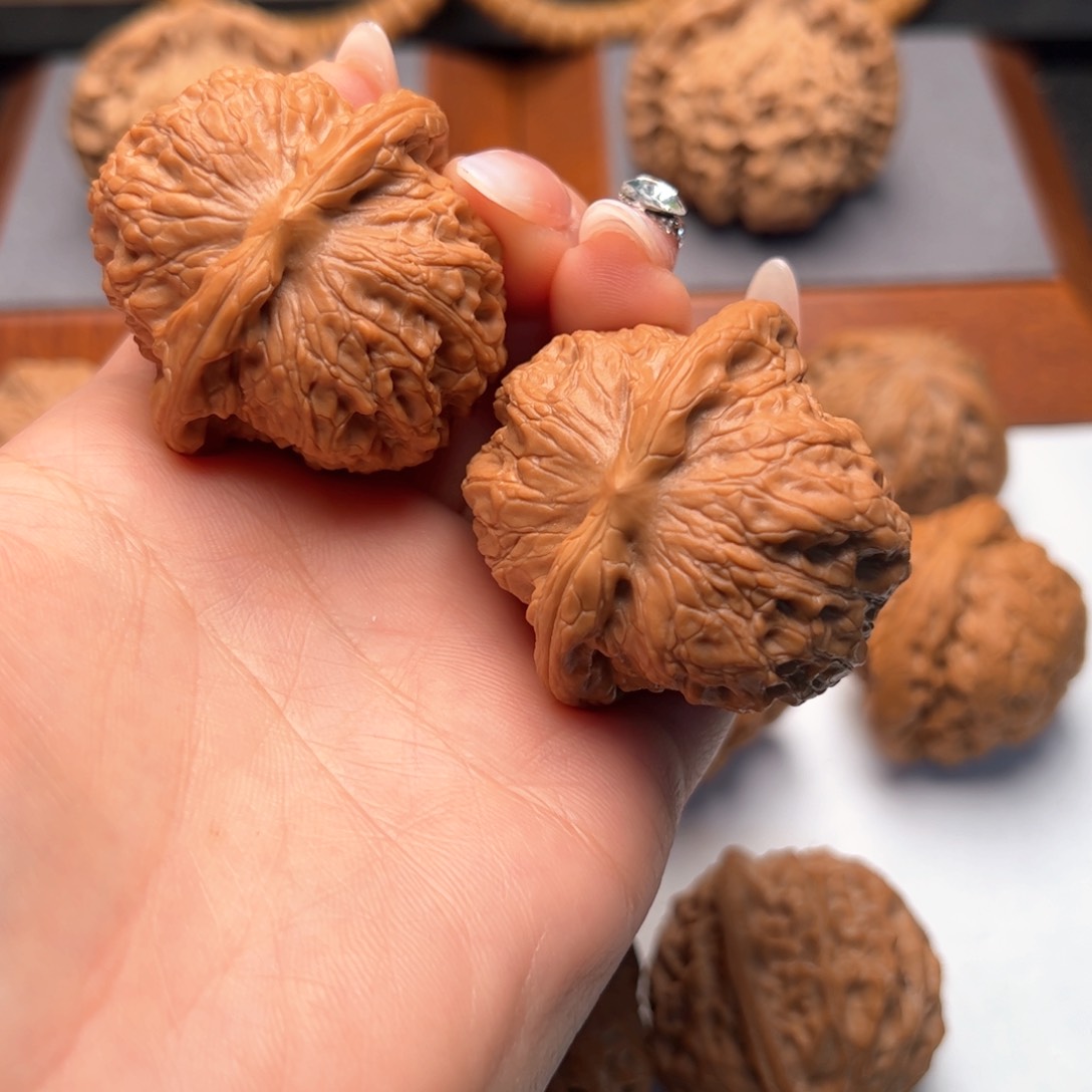 文玩核桃把件米**米血麒麟42