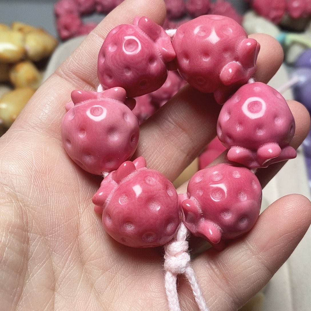 吊坠菩提根/象牙果微瑕疵草莓手捻