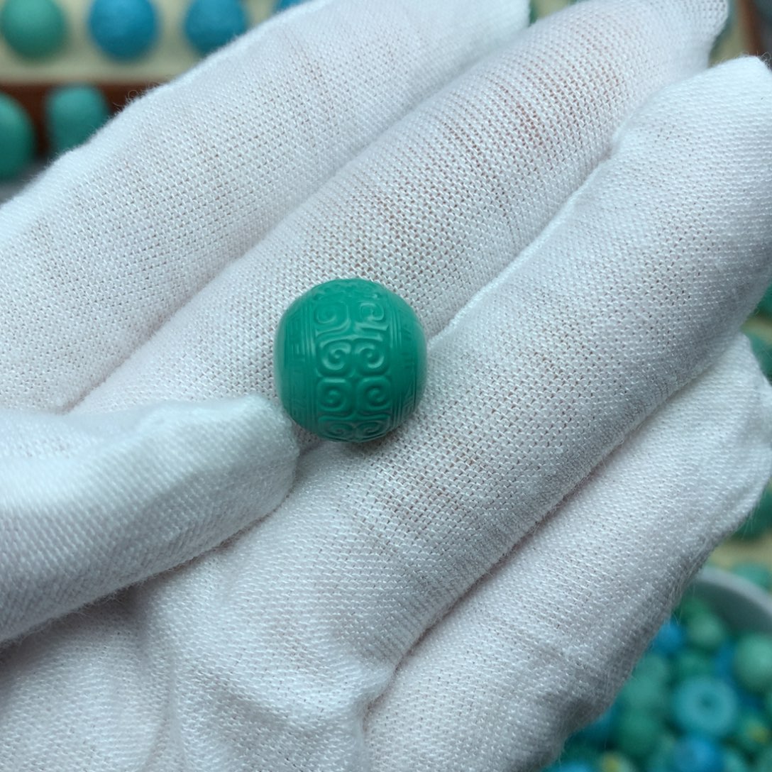 卡13绿色回文圆珠