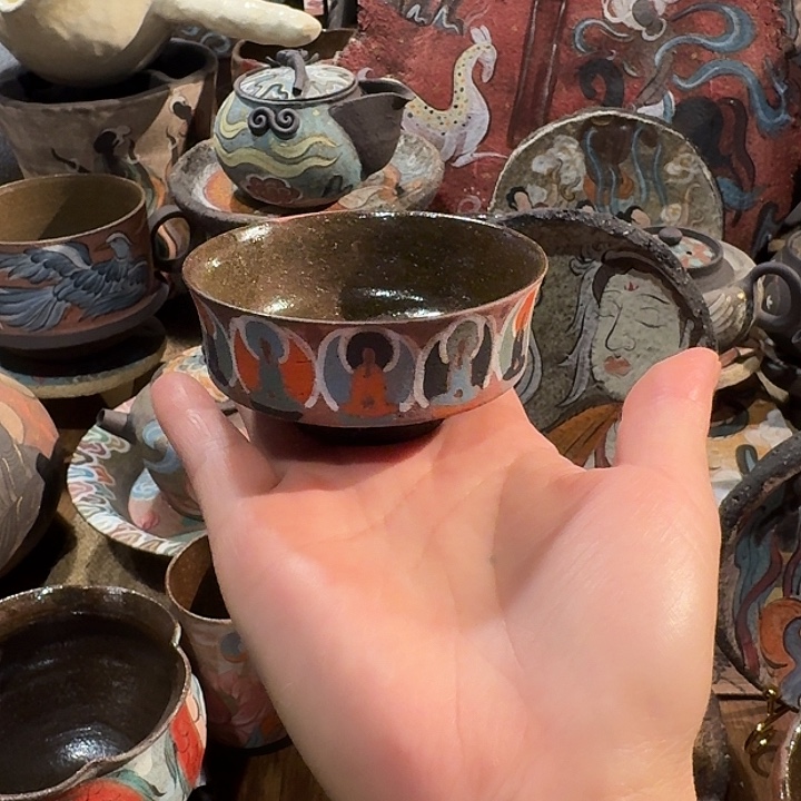 手工制作各种精美陶瓷