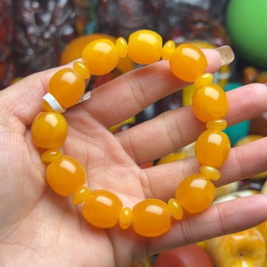 琥珀手串未镶嵌蜜蜡