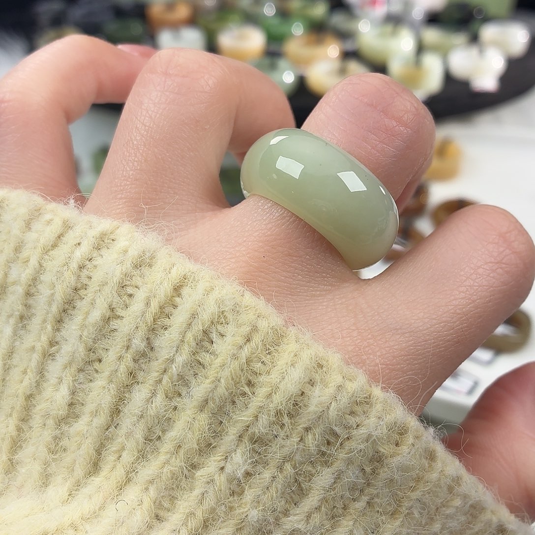 和田玉未镶嵌戒指S151奶绿墩墩18.2