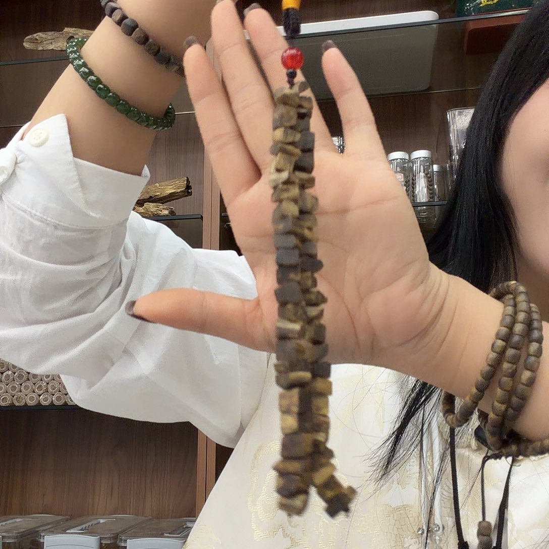 沉香枕沉香车挂碎料手工