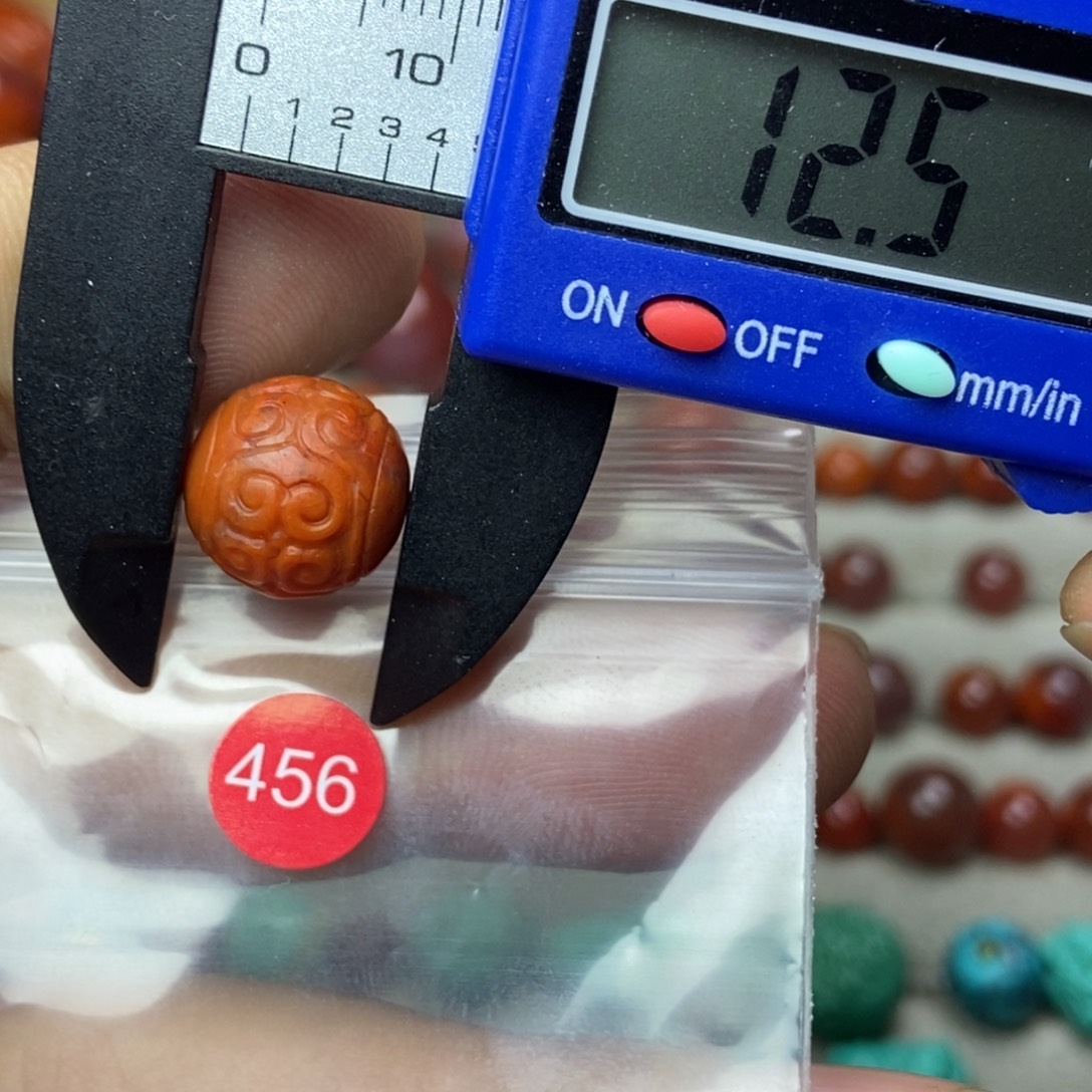 南红玛瑙未镶嵌南红玛瑙有瑕疵