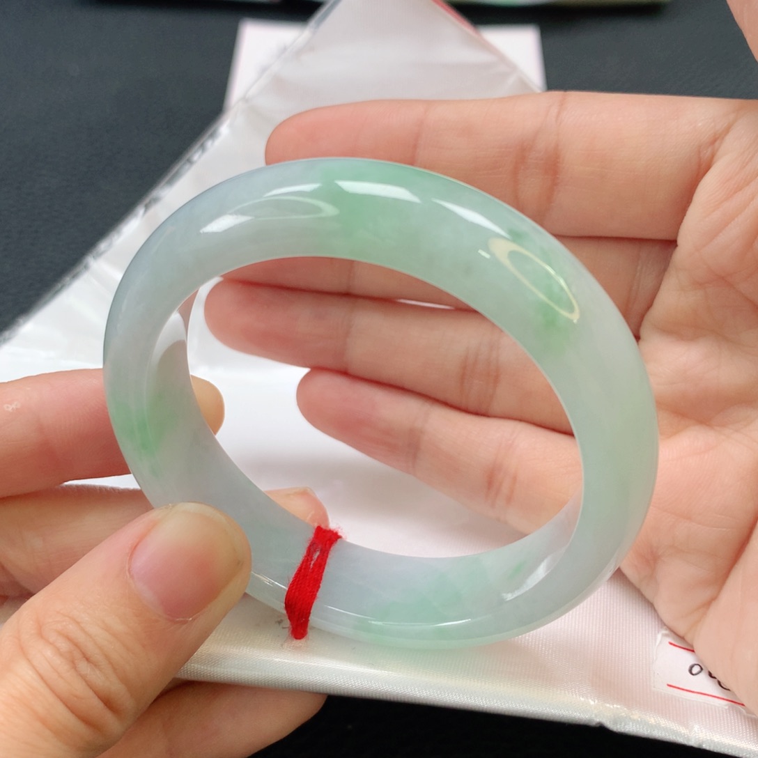 翡翠手镯未镶嵌缅甸51