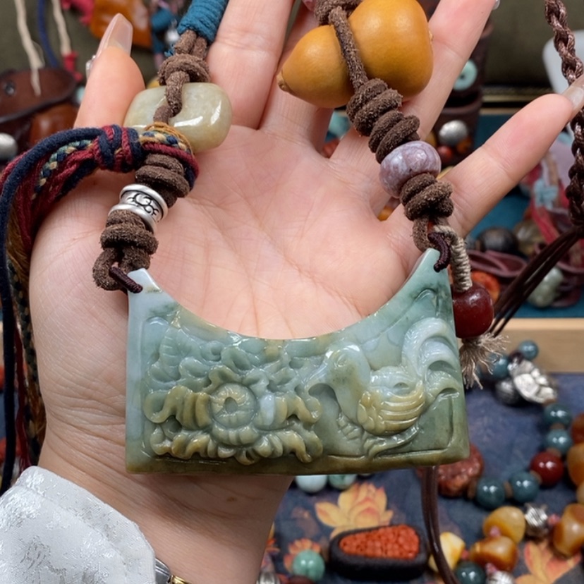 【闪购商品】翡翠颈饰未镶嵌项链