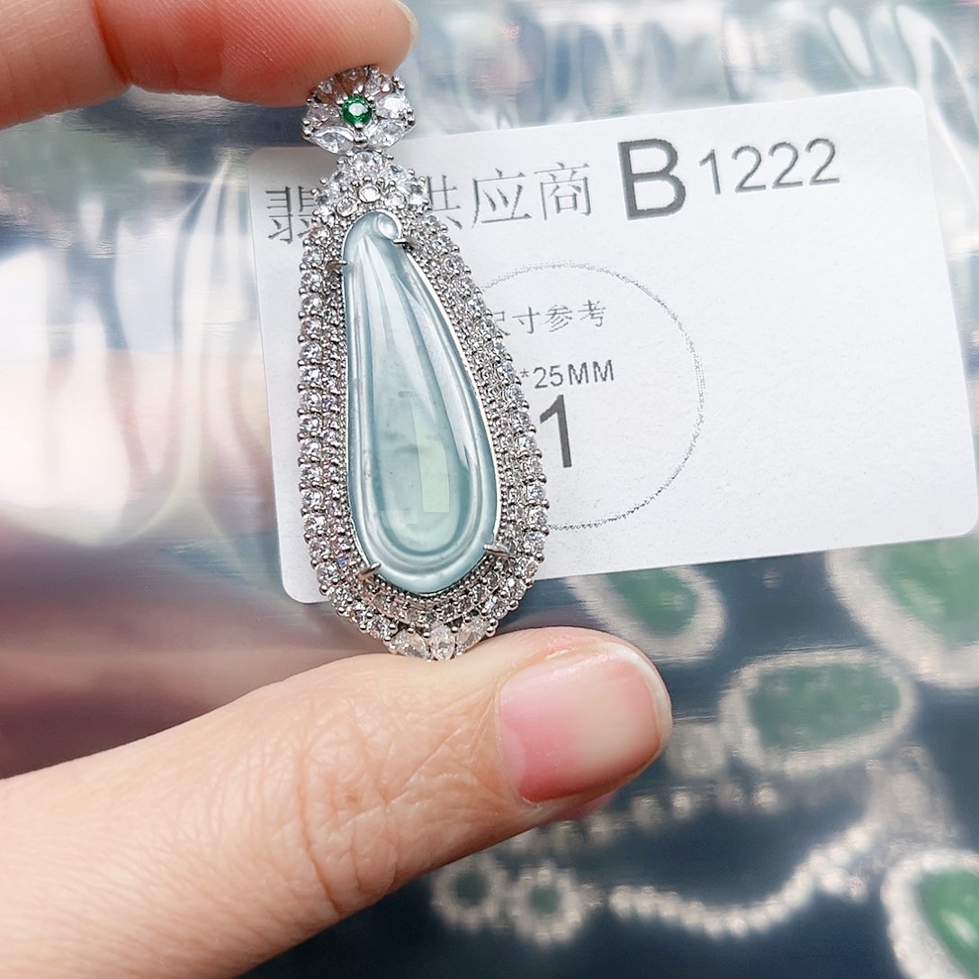 翡翠颈饰未镶嵌翡翠1222