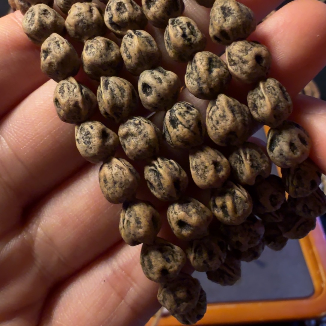 皇***金吊坠柏香籽/百香籽