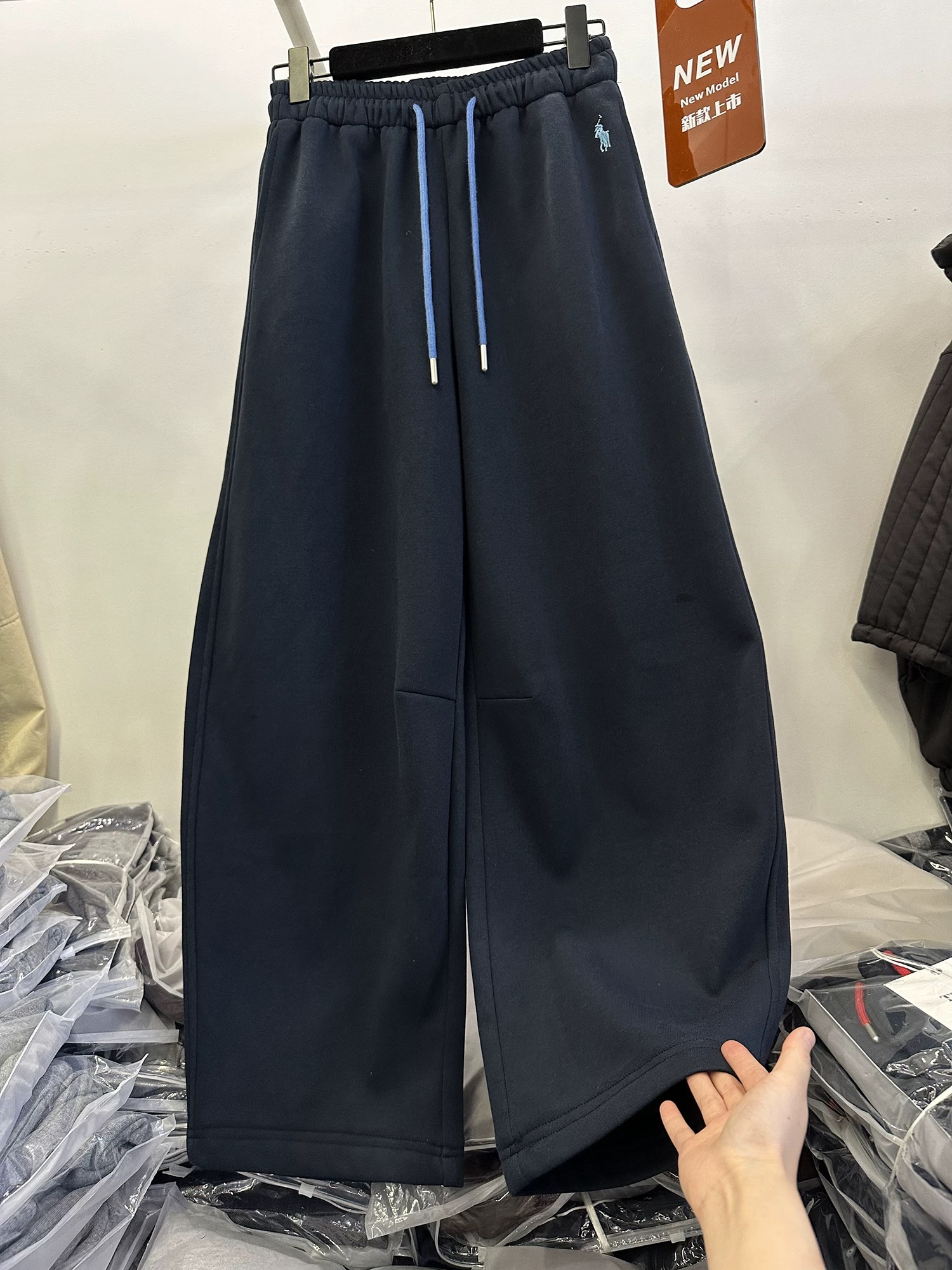 （小马裤加绒）刺绣阔腿裤秋冬长裤微弹休闲裤运动短裤时尚潮流抽绳