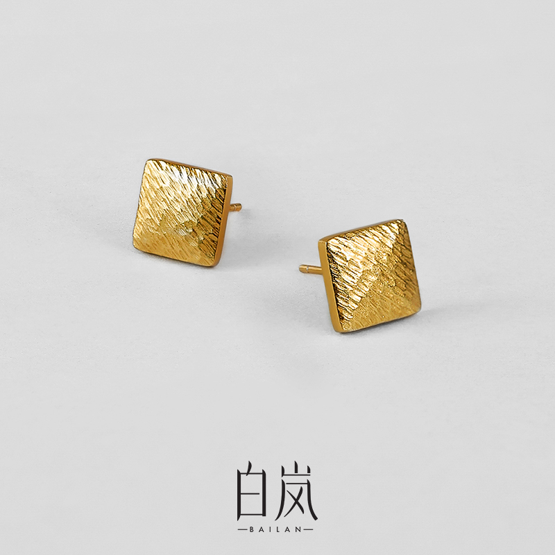 925银耳饰 白岚鸣沙耳钉耳饰女高级原创新款精致轻奢饰品ED4714