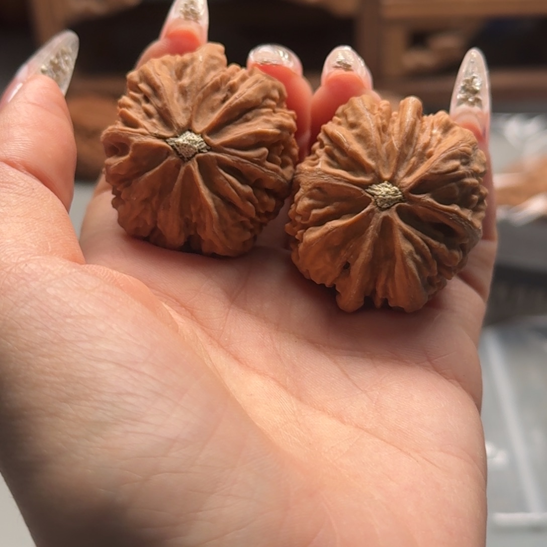 文玩核桃把件关东木子楸百核52