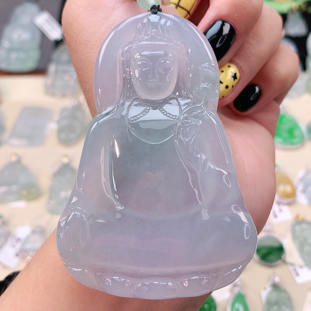 翡翠未镶嵌颈饰观音