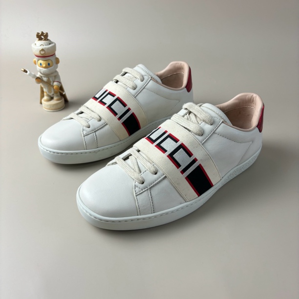 未使用 GUCCI/古驰 白红绑带休闲小白鞋 34.5码 YLP1391