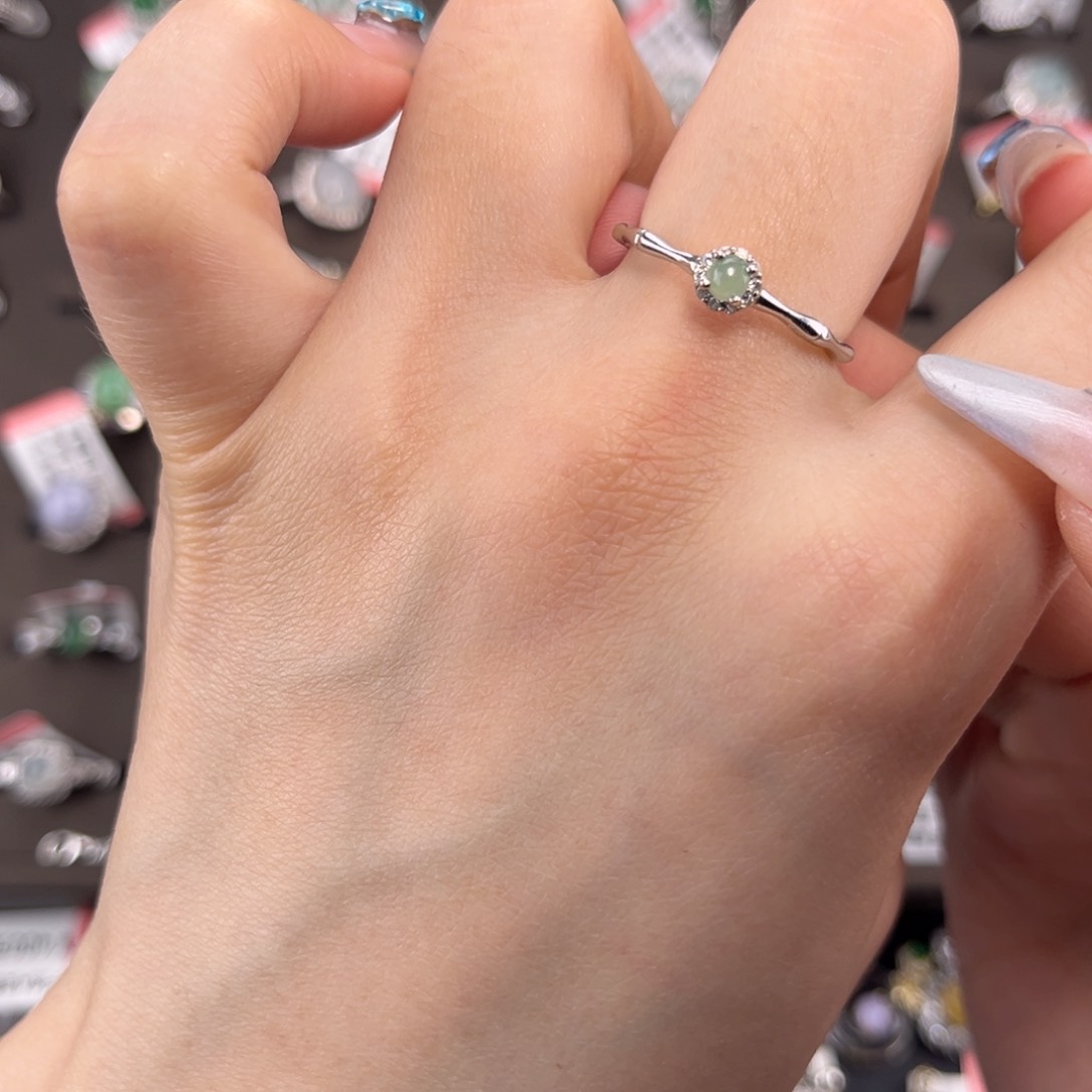 翡翠戒指银S925镶嵌66989