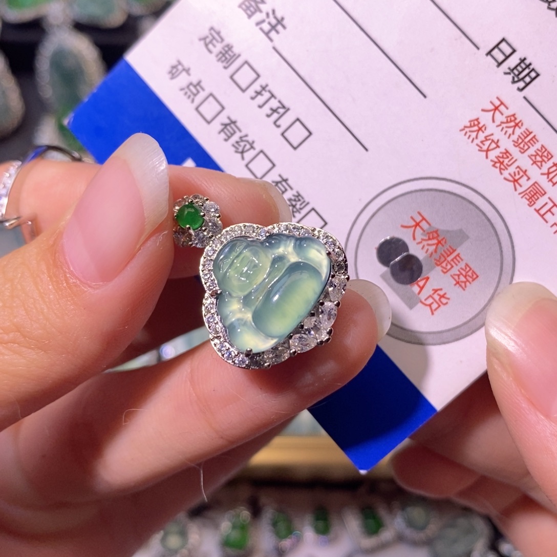 翡翠未镶嵌颈饰天然