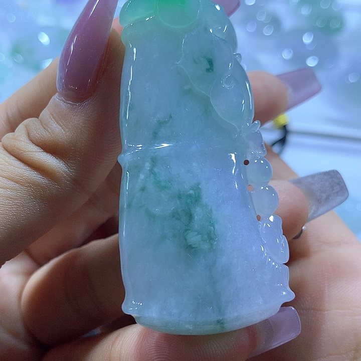 翡翠未镶嵌颈饰天然翡翠A货吊坠