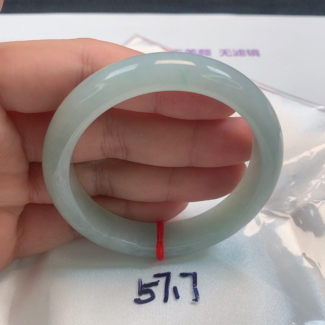 翡翠手镯未镶嵌331号