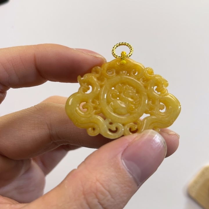 翡翠吊坠(赠链)未镶嵌代编织