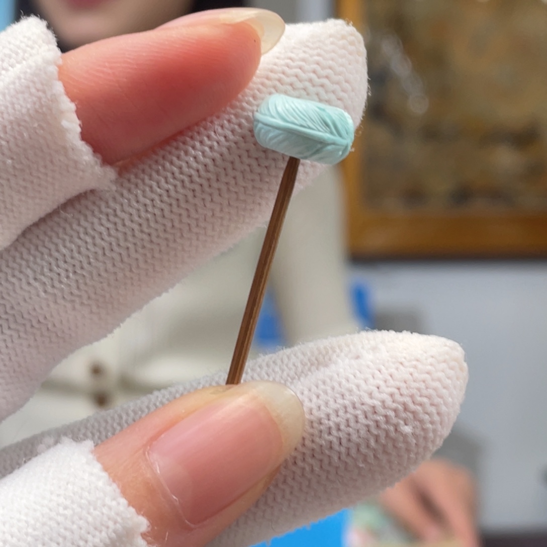 绿松石未镶嵌挂件