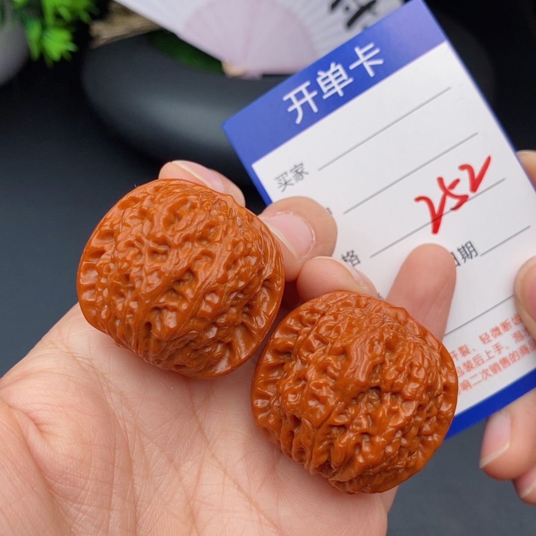 文玩核桃把件36血麒麟252