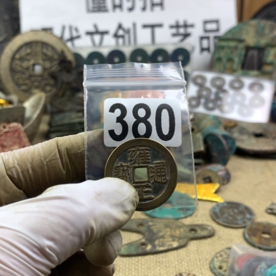汤***姆铜现代文创工艺品