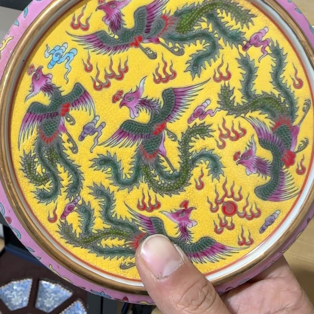 瓷片瓷器等艺术家都以精湛细腻见长