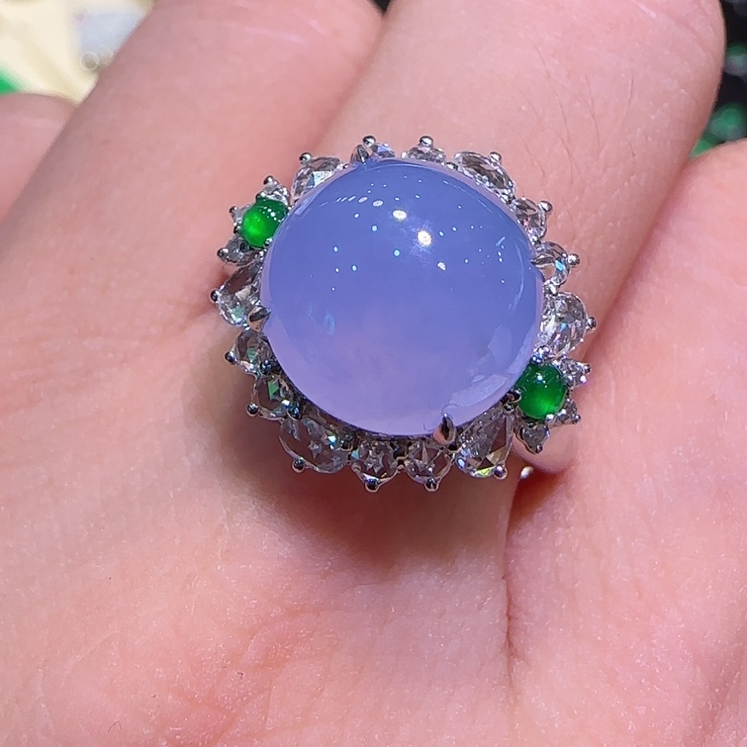 翡翠戒指18K金镶嵌戒指