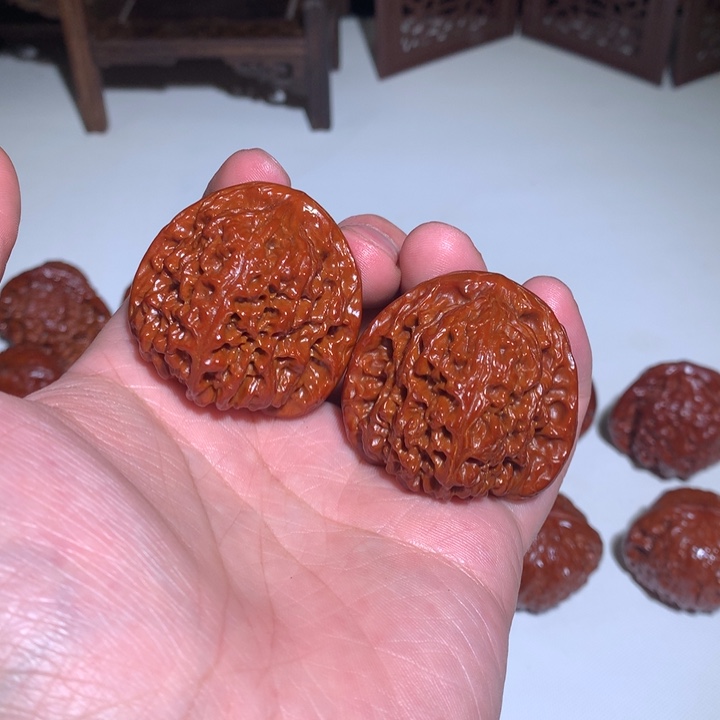 文玩核桃把件走*南疆石.9