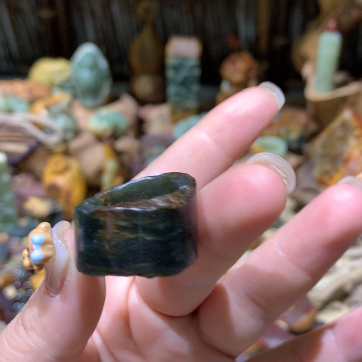 岫岩河磨玉（透闪石质玉）戒指未镶嵌y*