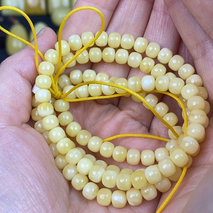 蜜蜡手链未镶嵌天然原矿假一赔十