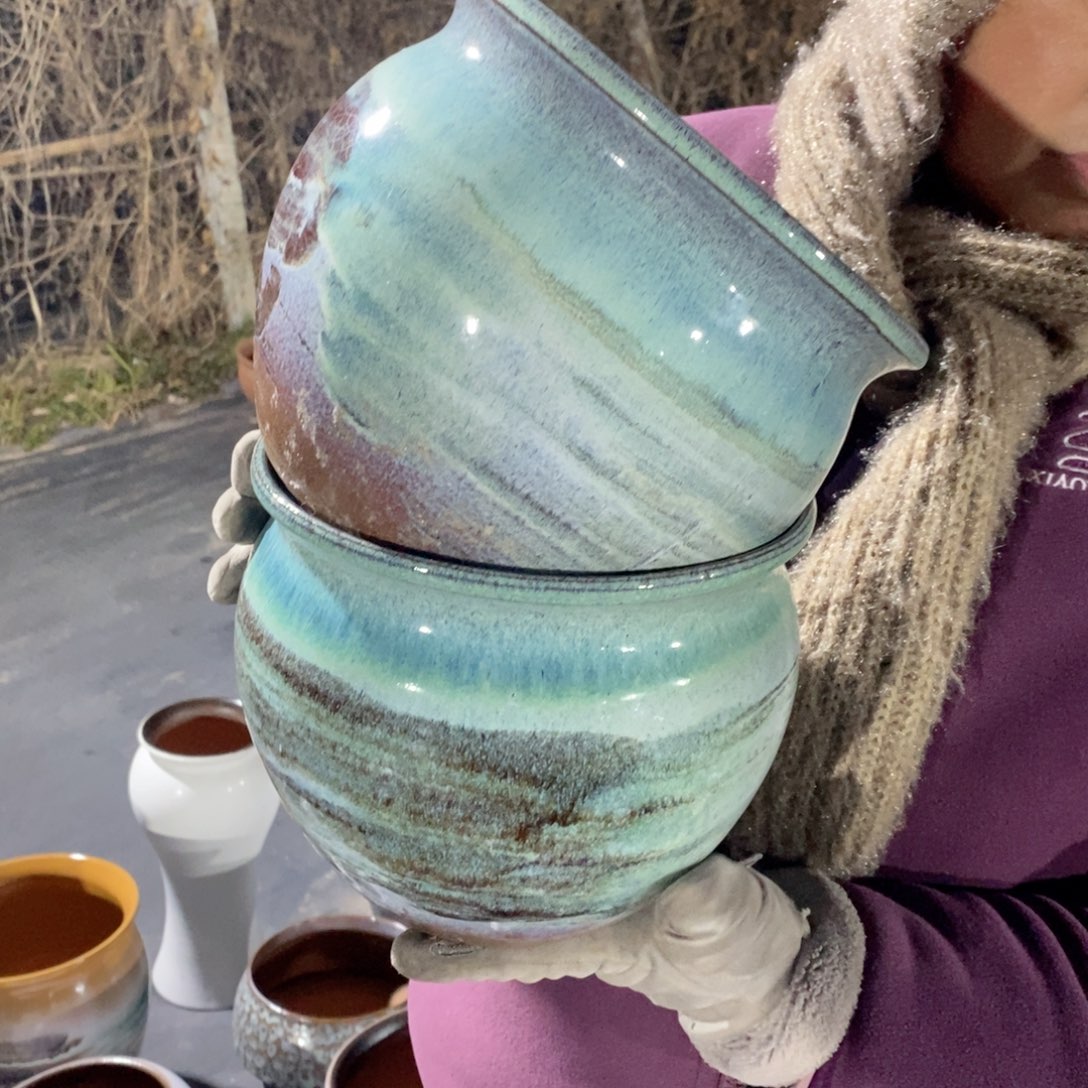 红陶口20高17～～～