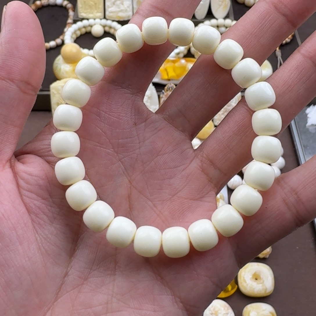 裸石琥珀未镶嵌蜜蜡