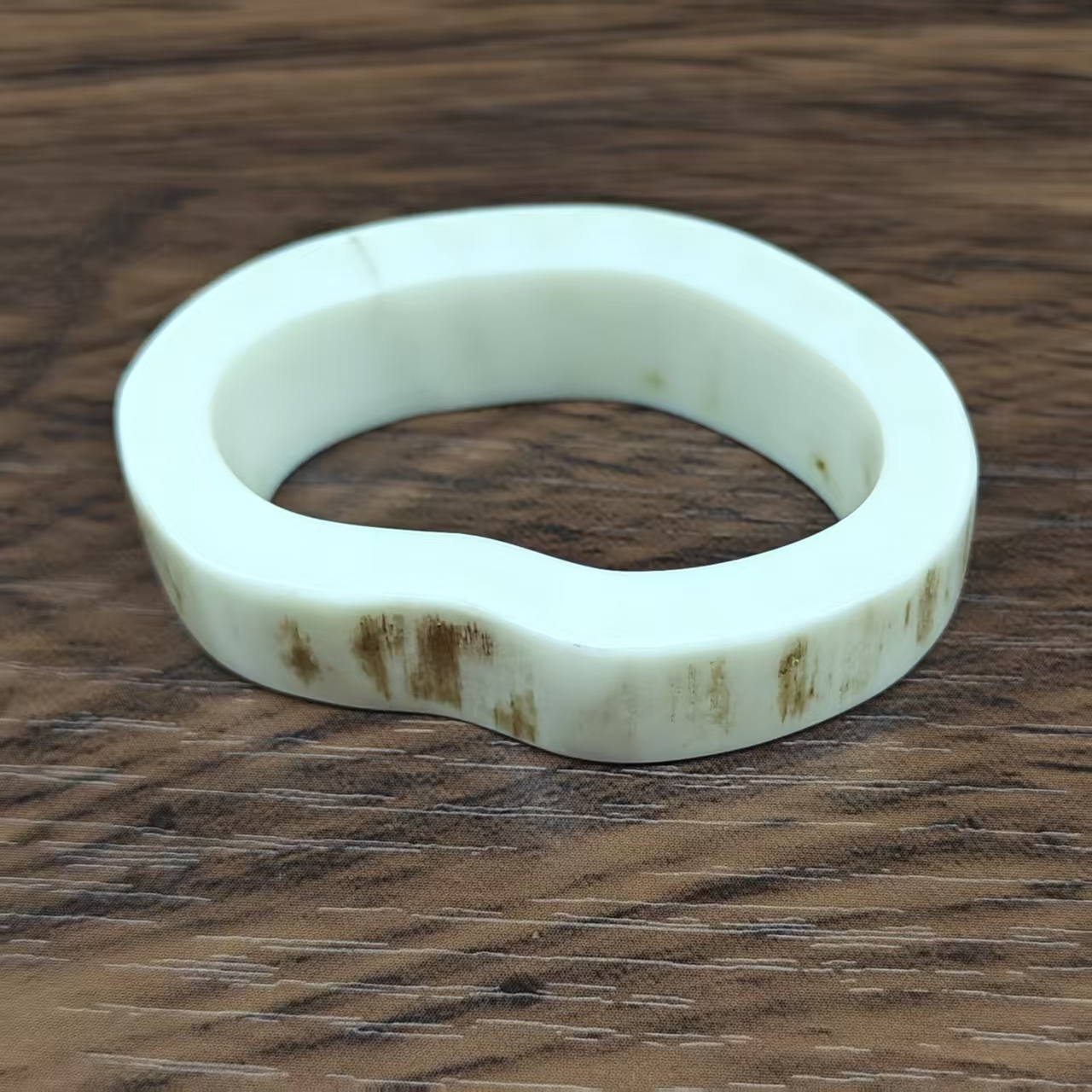 B40  猛犸海胖圈圈吊坠约11.9g