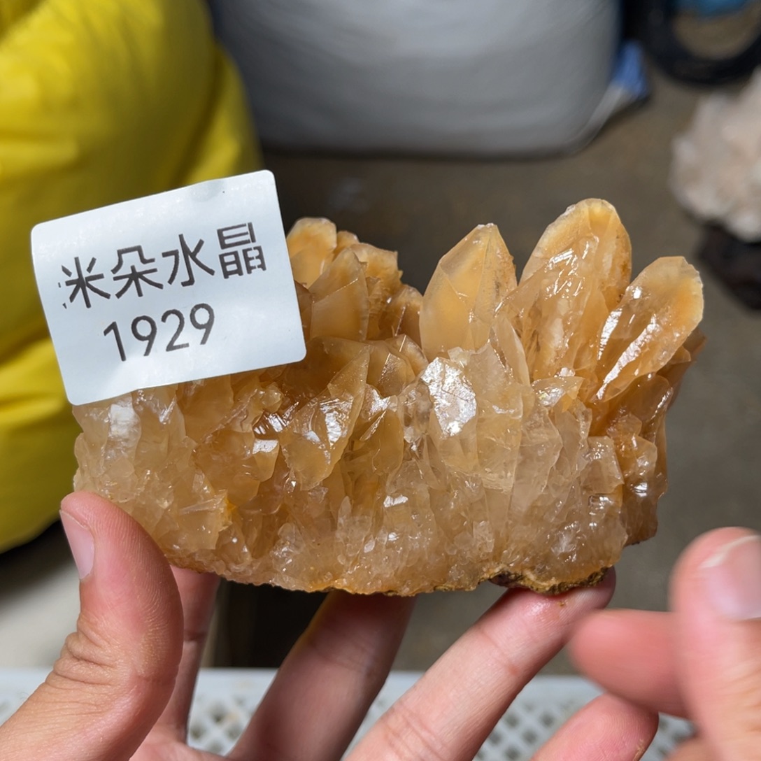 梵***铭水晶未镶嵌珠宝半成品水晶