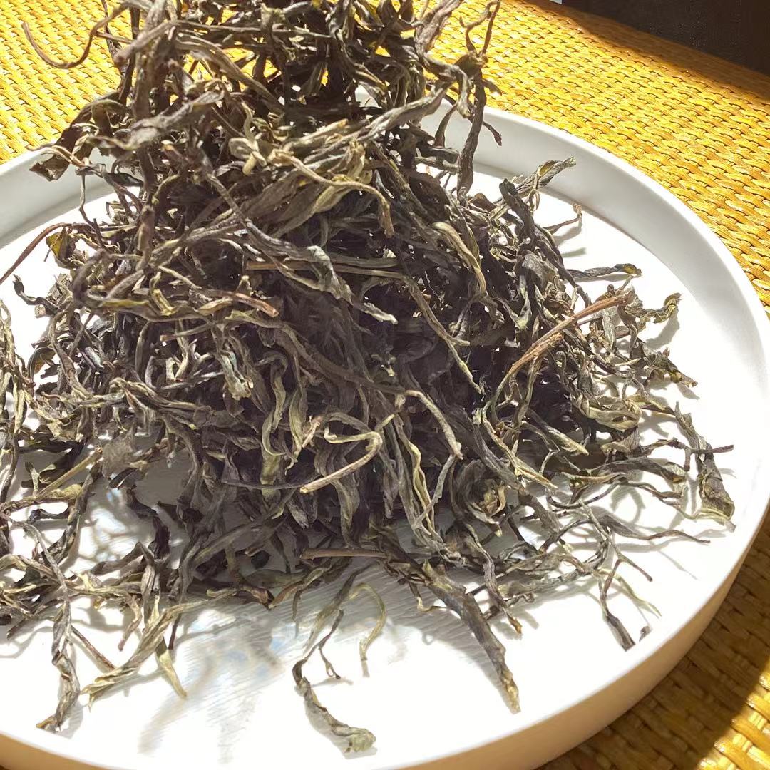 [刘总双十二福利]L 2025年三棵树单株 生茶 100g