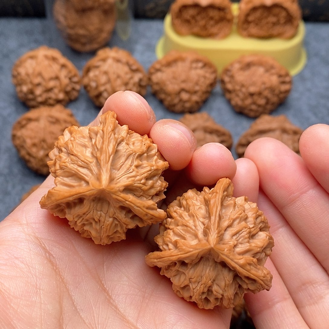 文玩核桃把件三棱38全品