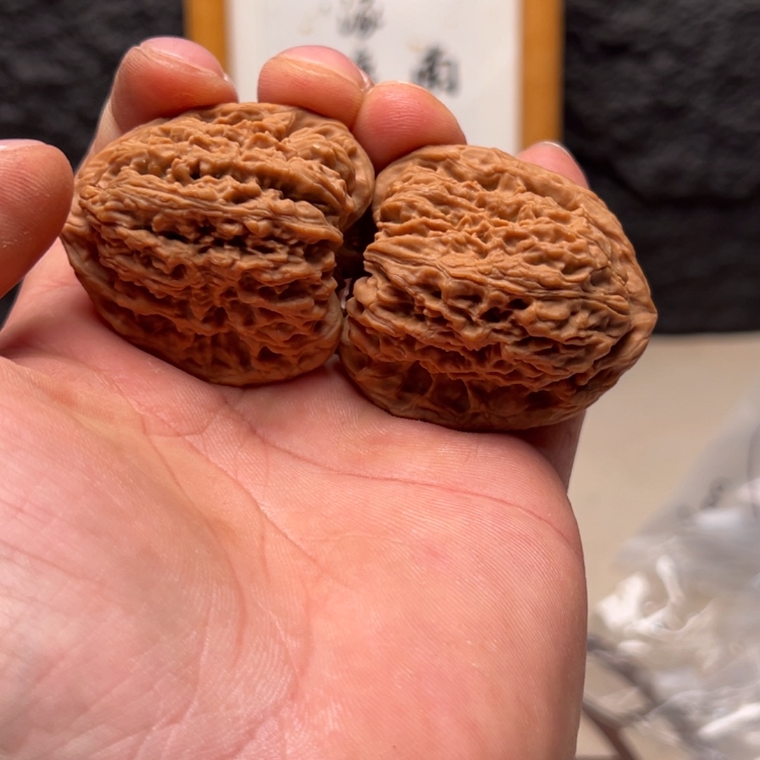 奕***爸文玩核桃把件南疆42