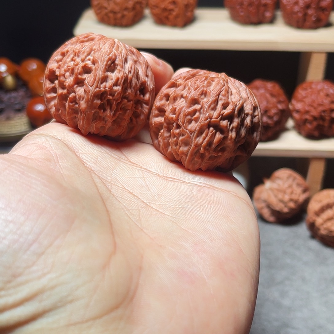 亿***滴把件文玩核桃正磨