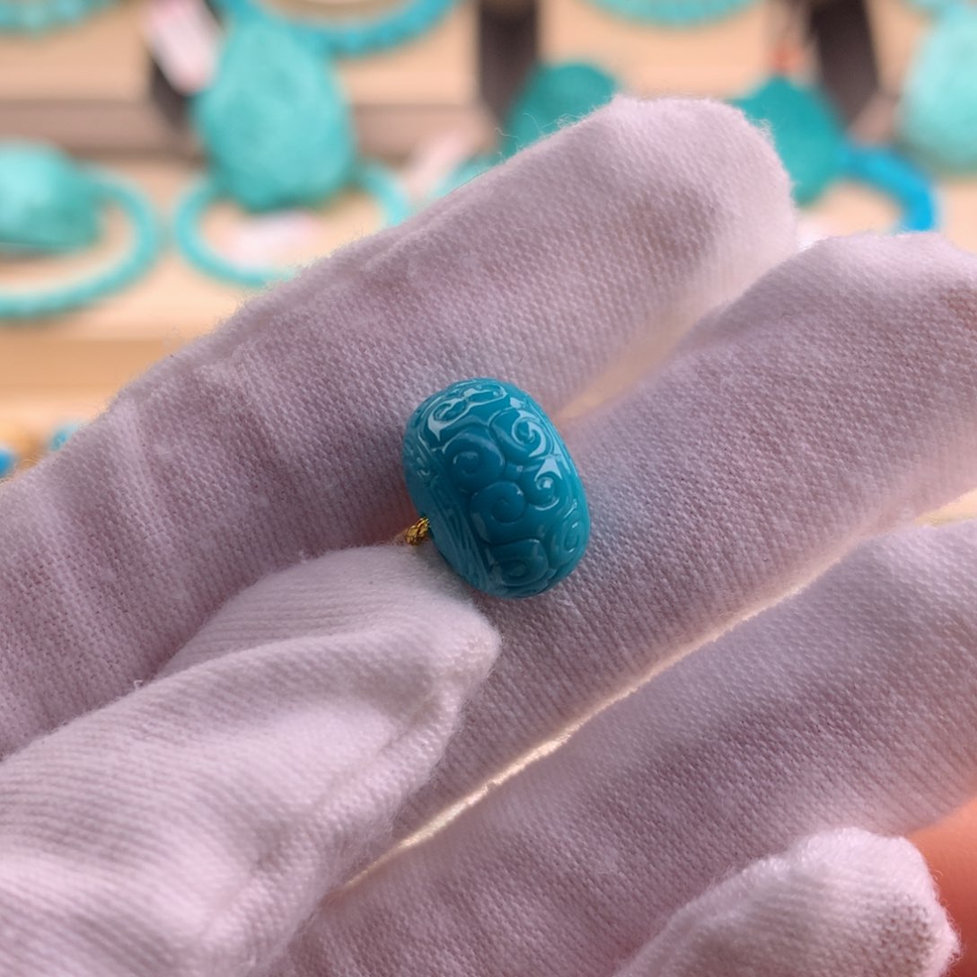 绿松石珠宝奇石未镶嵌13.1*8.8mm