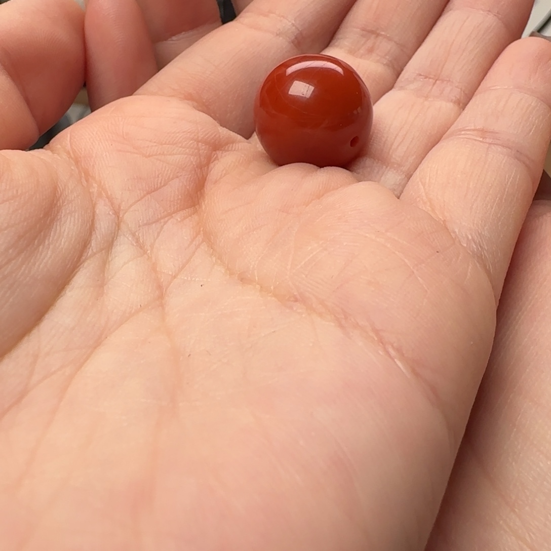 乐***猫和田玉未镶嵌颈饰