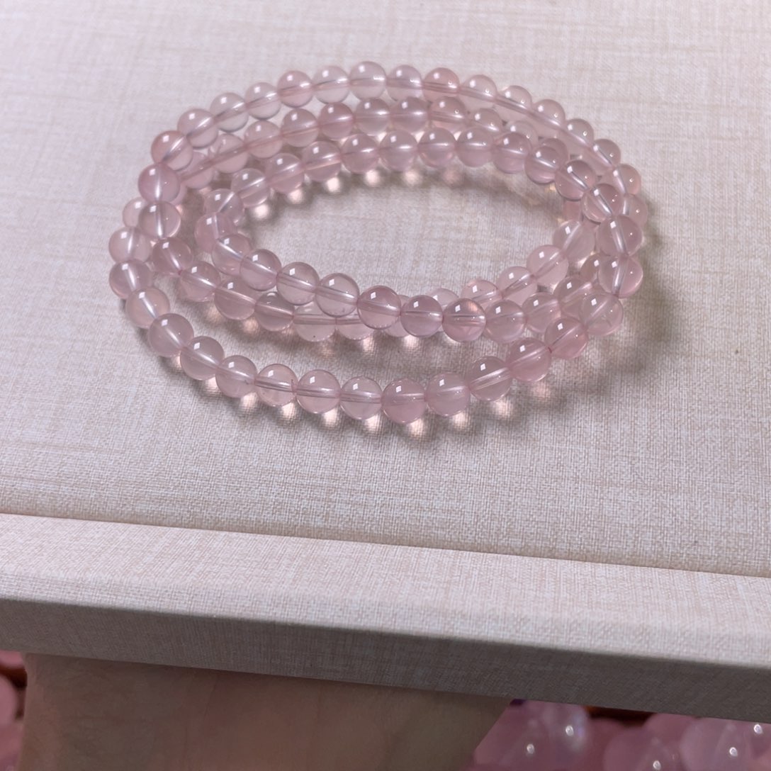 芙蓉石未镶嵌手链粉水晶手串三圈卡6mm