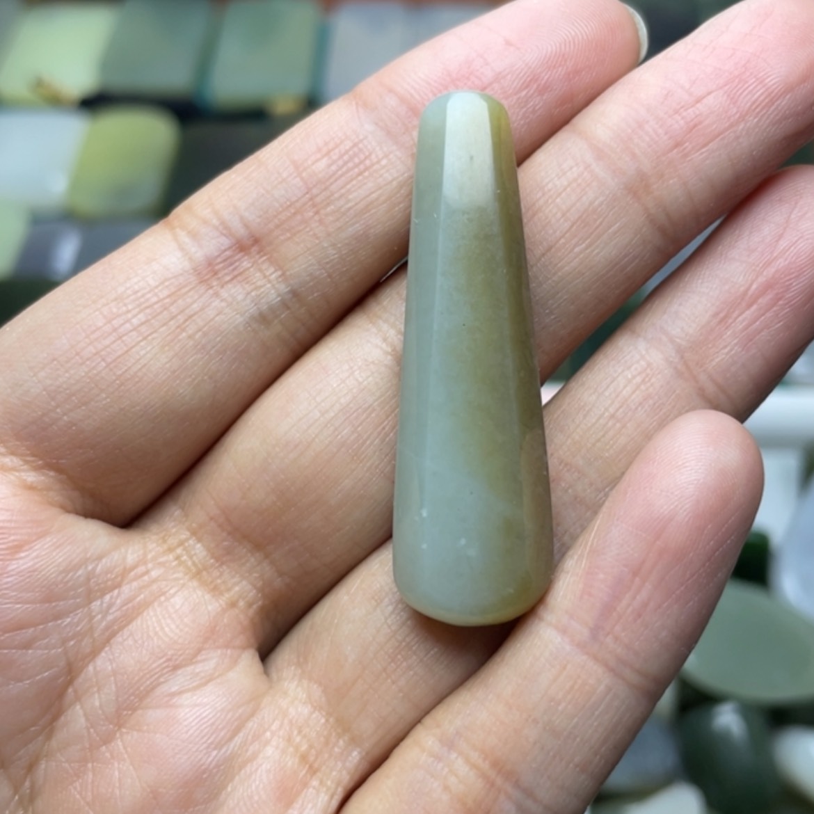 【闪购商品】颈饰未镶嵌和田玉