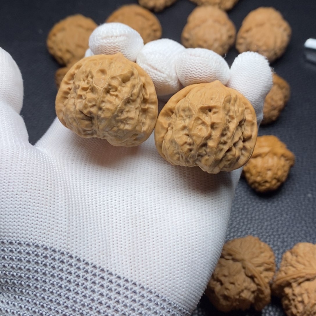 文玩核桃把件胡*蛤蟆头