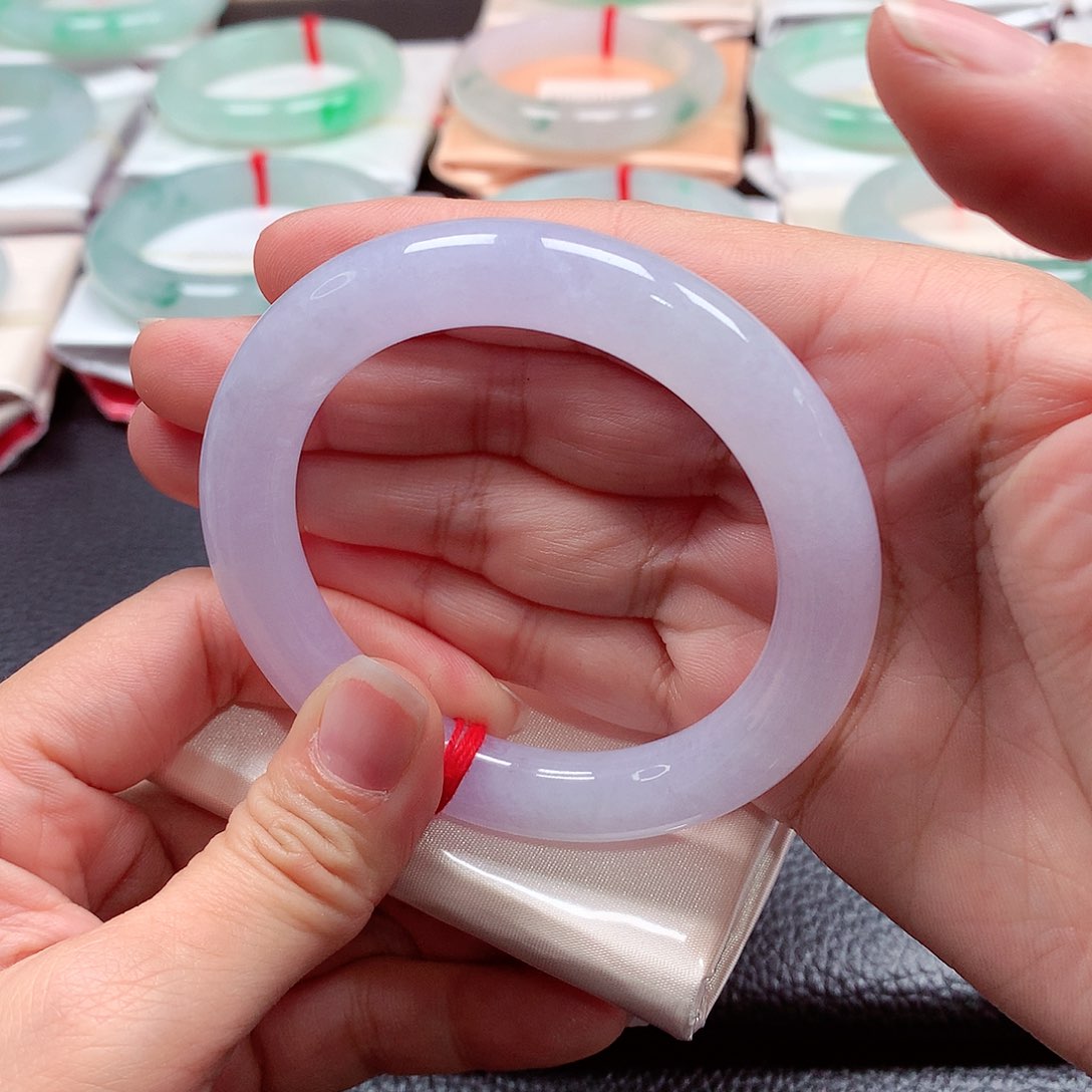 翡翠手镯（圆镯）未镶嵌瑞*天然A货翡翠手镯 