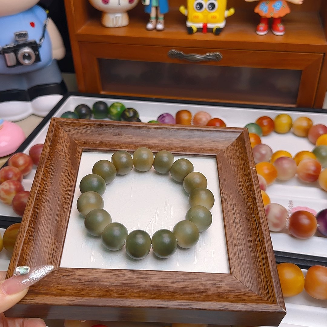 菩提根/象牙果手串卡18干磨苹果微微瑕