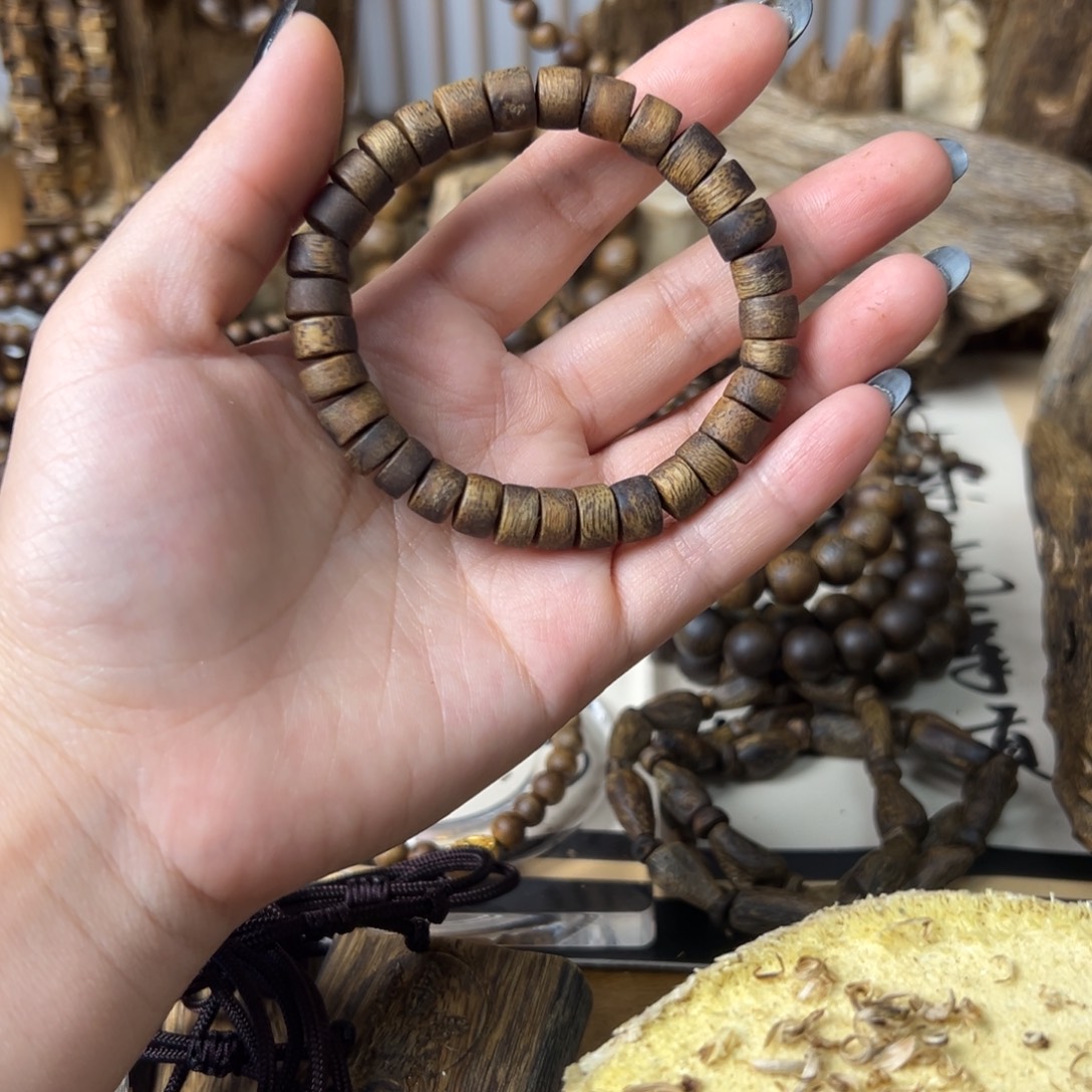 沉香沉香碎屑厚片珠