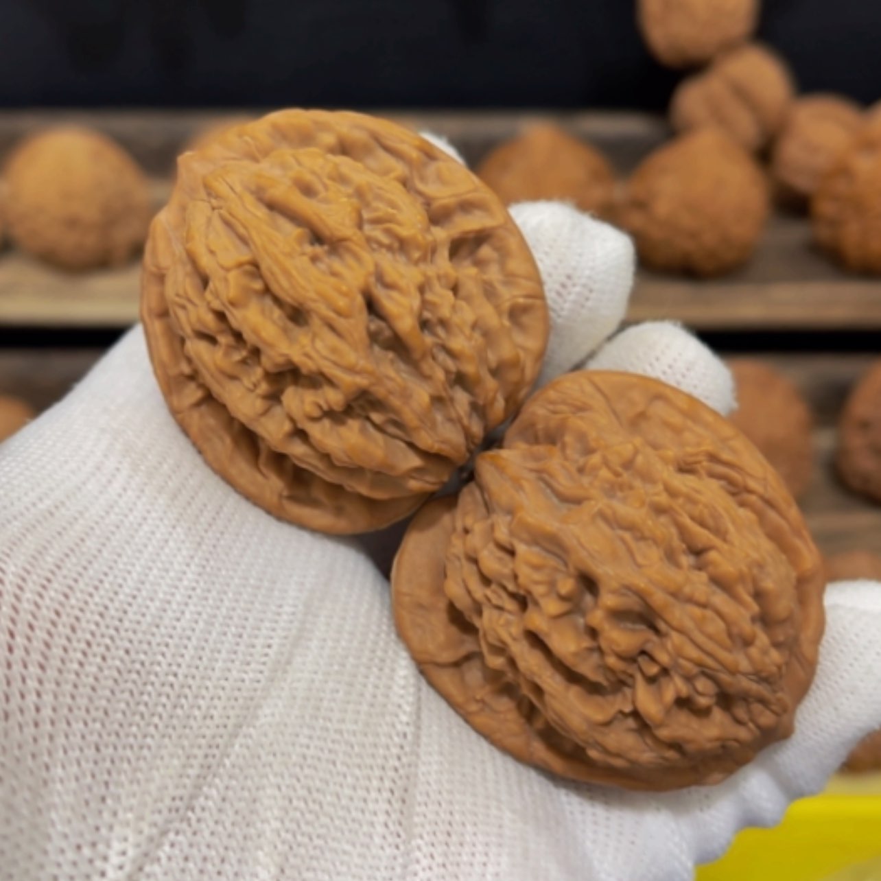 【闪购商品】核桃把件42尺寸麦穗虎头