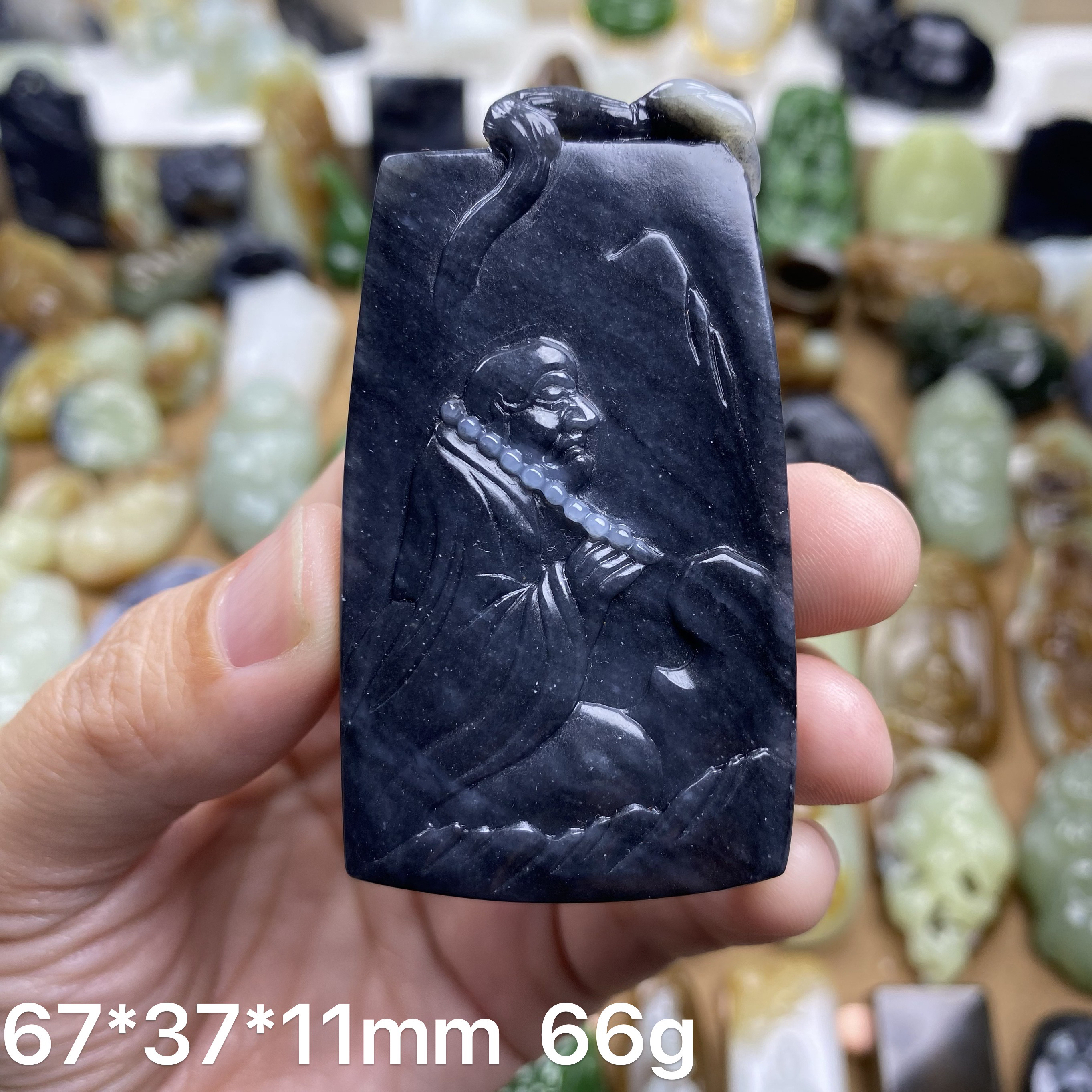 天然和田玉 青花 达摩 墨白分明 俏色巧雕 